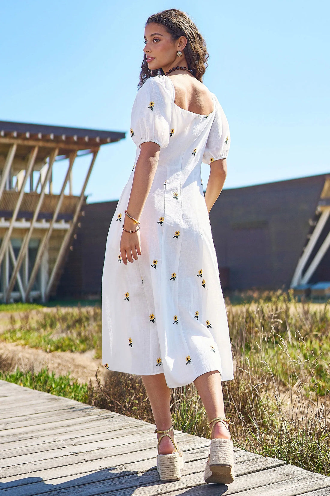 How to Style Quiet Luxury: The FreyaVibe Guide FreyaVibe Store