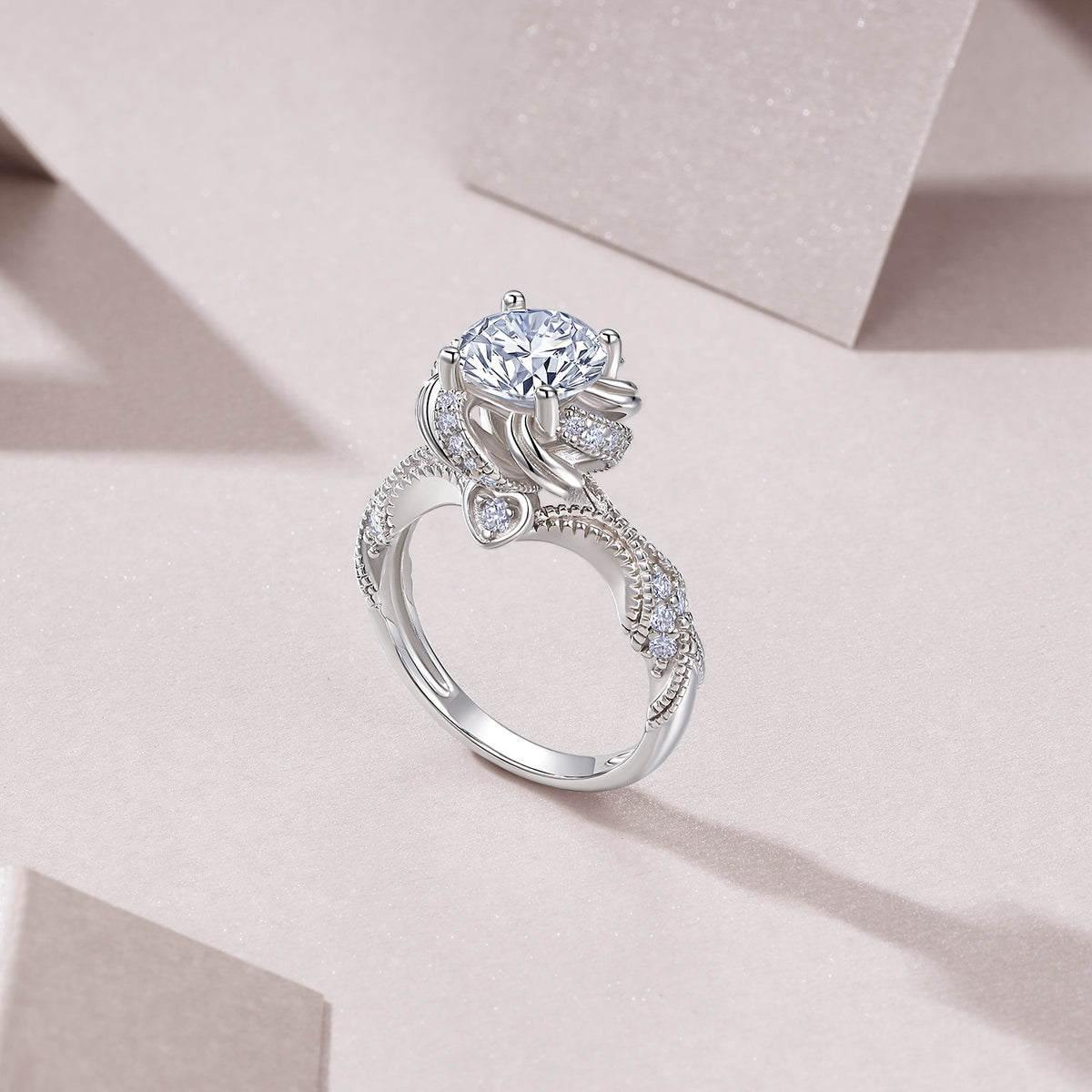 S925 silver moissanite ring with GRA certificate and signature gift box